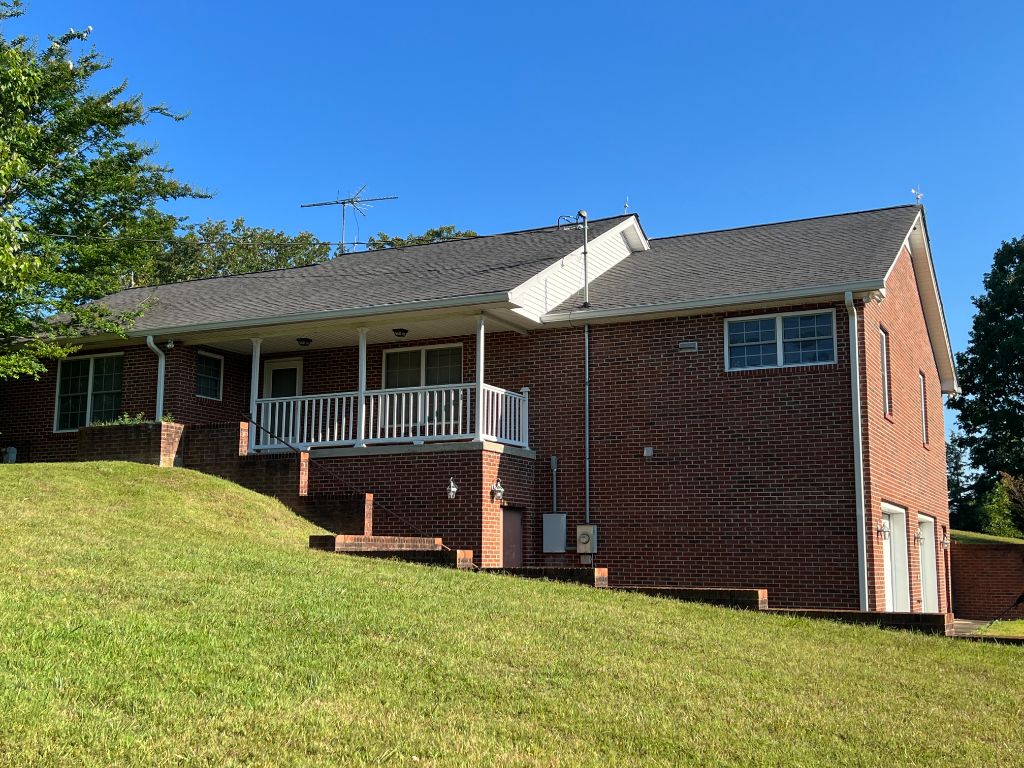 Charlotte, TN House Wash
